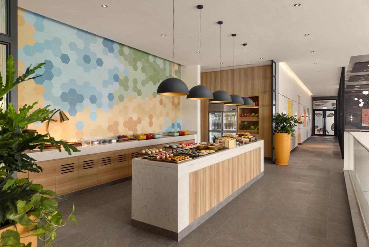 Hotel Hiive By Fusion Binh Duong - Vsip 1 Thuan An Exterior foto