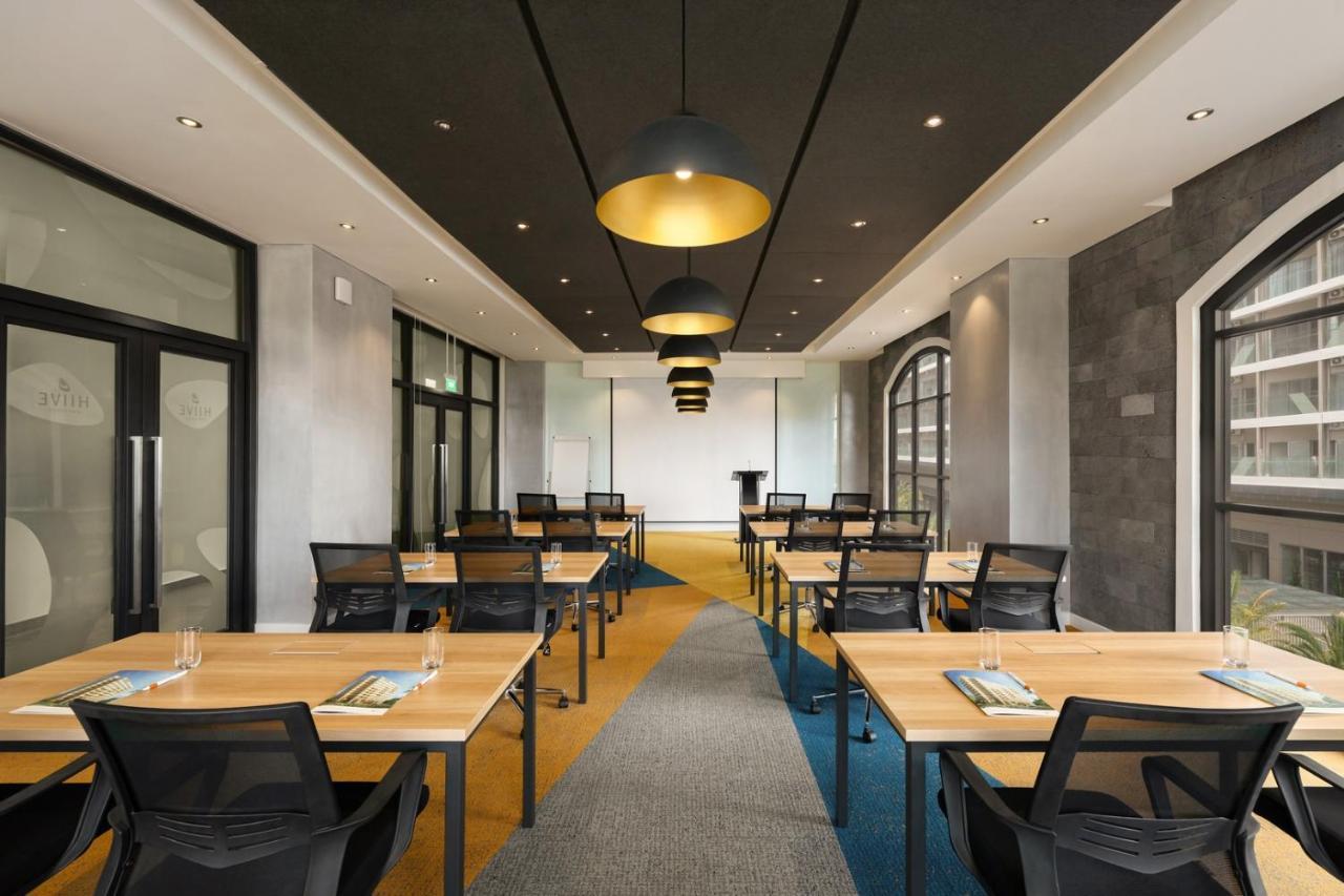 Hotel Hiive By Fusion Binh Duong - Vsip 1 Thuan An Exterior foto